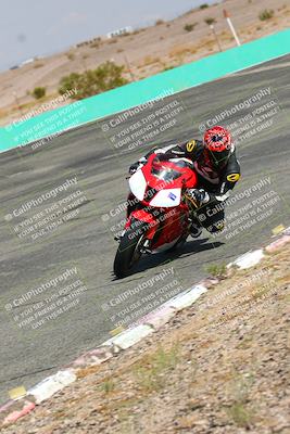 media/Oct-15-2022-TrackXperience (Sat) [[8f70b8b0be]]/Group 2/session 4 turn 1/
